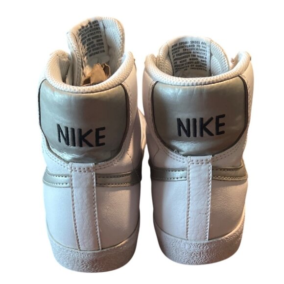 Youth Nike Blazer Mid '77 Vintage Leather Sneakers Size 5Y White Gray - Picture 8 of 9